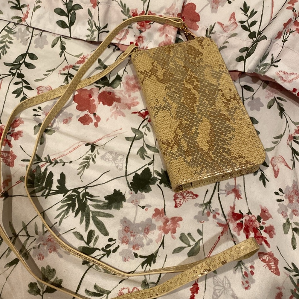 Simple Southern Wallet/bag👛 - Picture 3 of 6